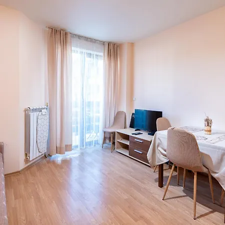 Cozy Mountain-view In Belmont, By Flat Mаnager *