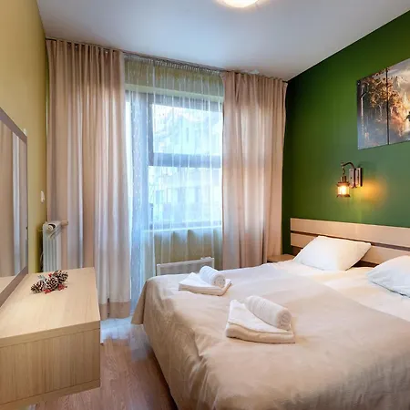 Cozy Mountain-view In Belmont, By Flat Mаnager 公寓