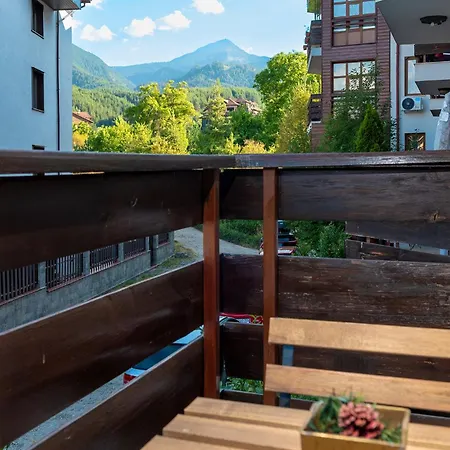 Cozy Mountain-view In Belmont, By Flat Mаnager *